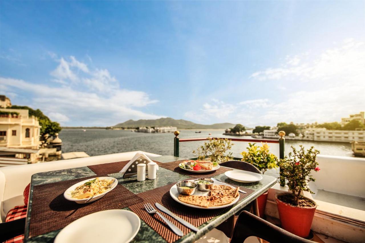 Hotel Devraj Niwas On Lake Pichola Udaipur Dış mekan fotoğraf