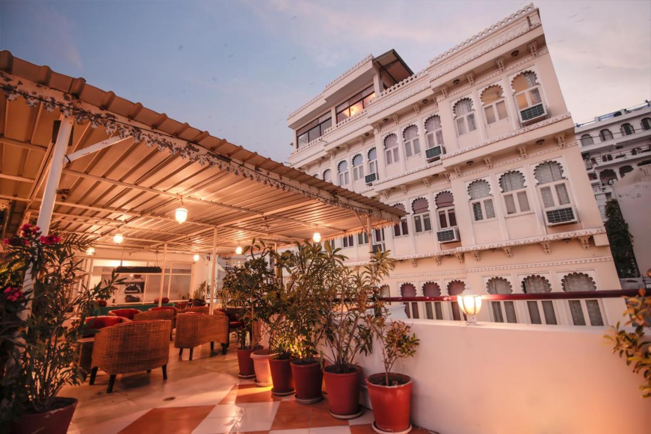 Hotel Devraj Niwas On Lake Pichola Udaipur Dış mekan fotoğraf