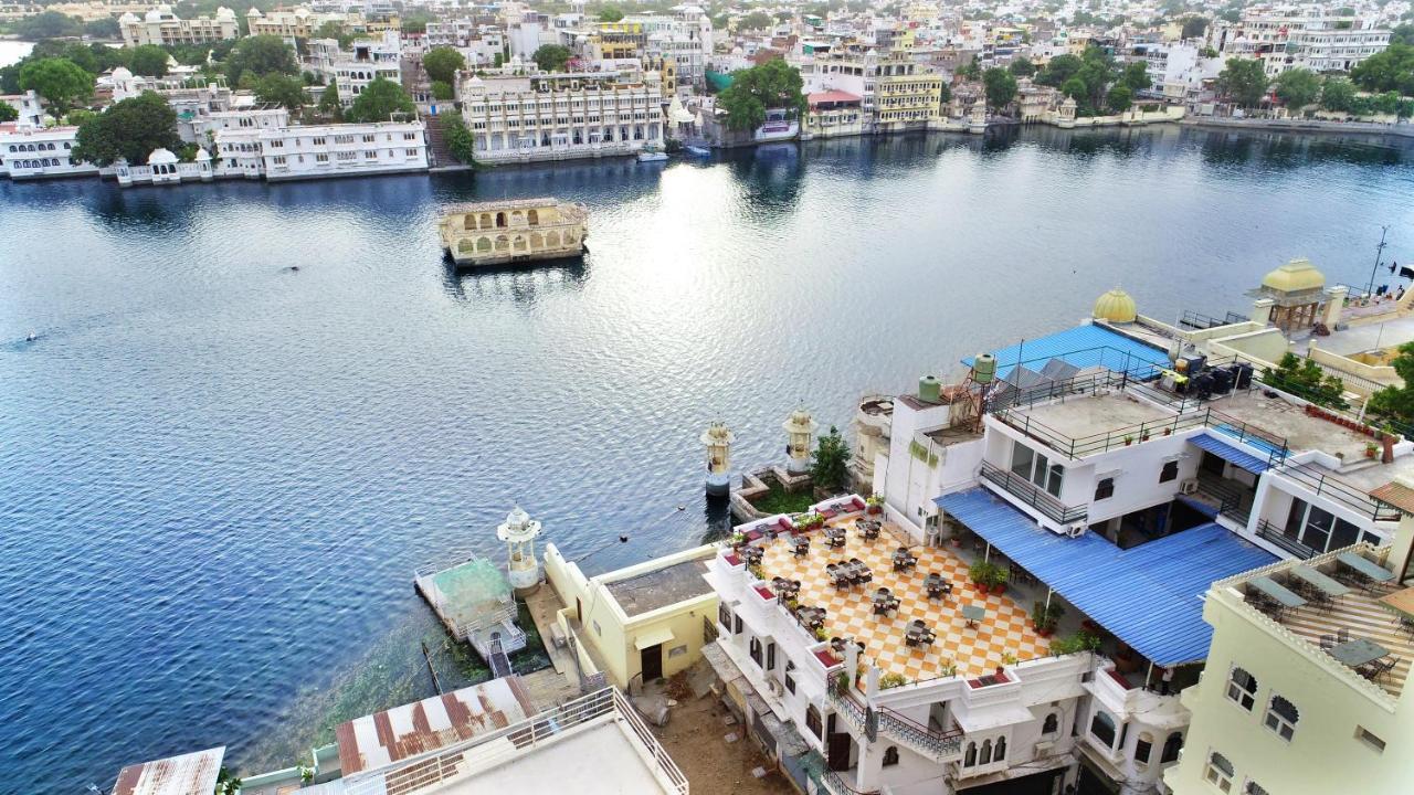 Hotel Devraj Niwas On Lake Pichola Udaipur Dış mekan fotoğraf