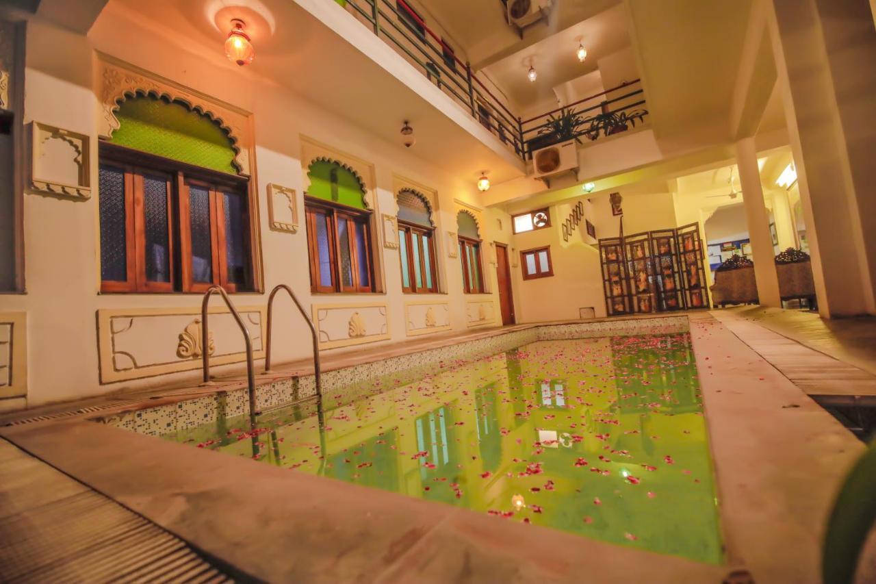 Hotel Devraj Niwas On Lake Pichola Udaipur Dış mekan fotoğraf