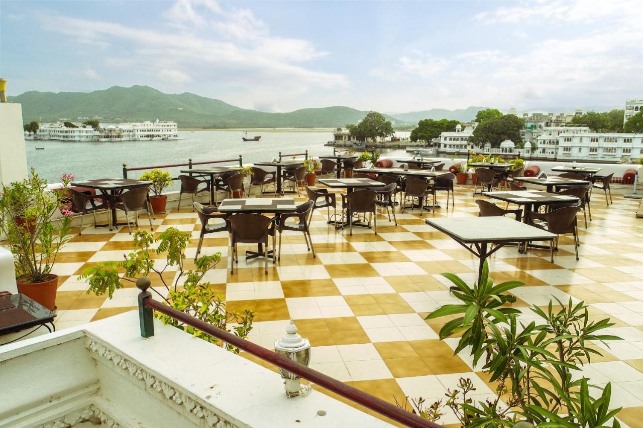 Hotel Devraj Niwas On Lake Pichola Udaipur Dış mekan fotoğraf