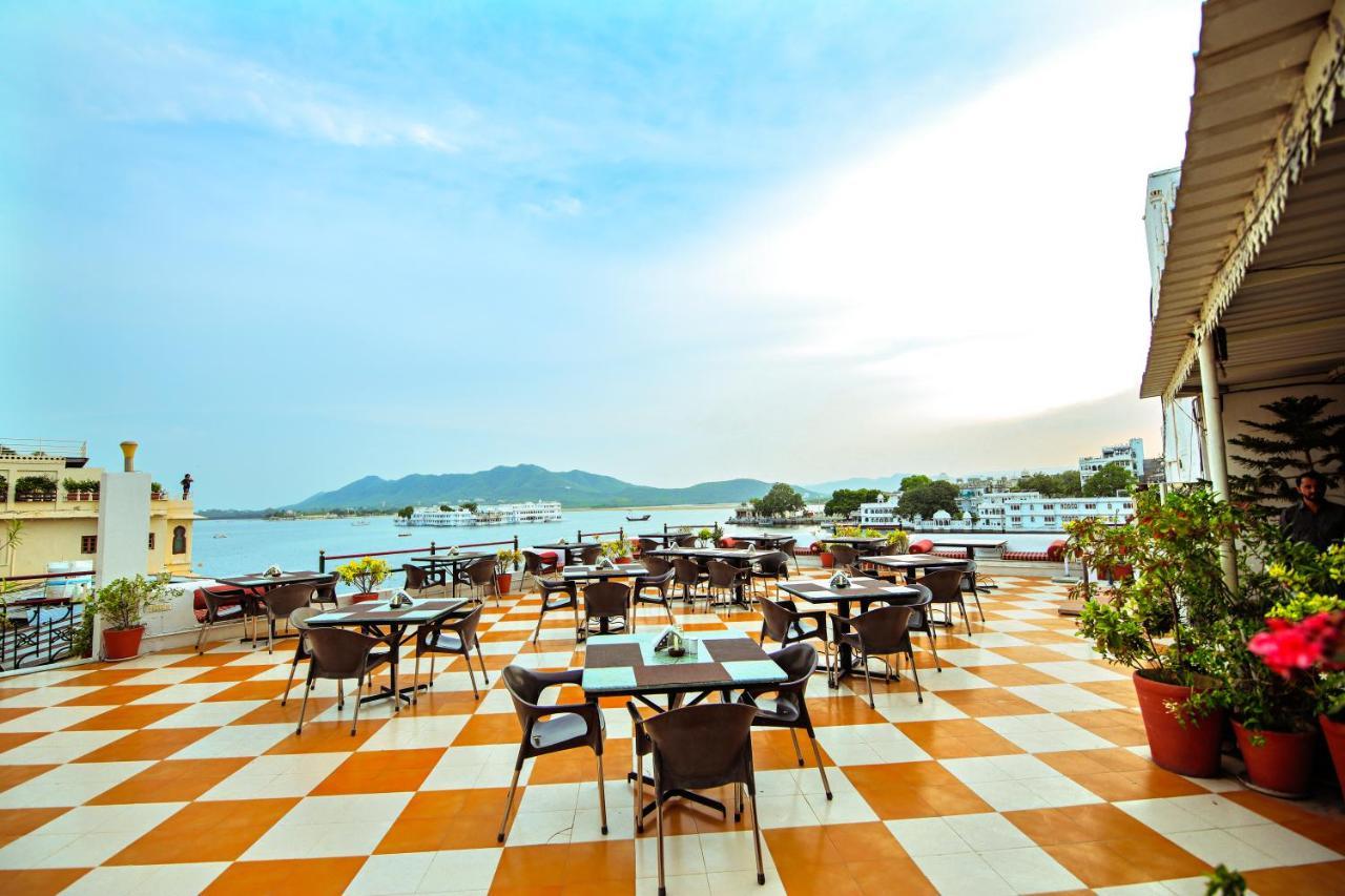 Hotel Devraj Niwas On Lake Pichola Udaipur Dış mekan fotoğraf