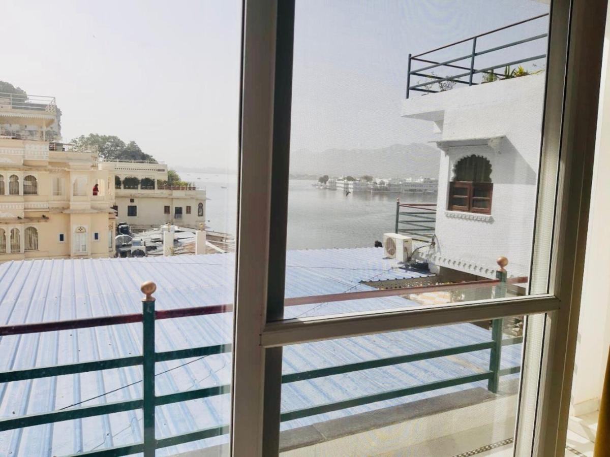 Hotel Devraj Niwas On Lake Pichola Udaipur Dış mekan fotoğraf