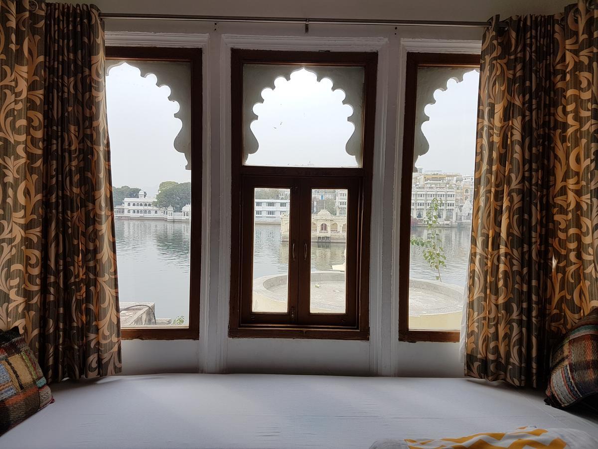 Hotel Devraj Niwas On Lake Pichola Udaipur Dış mekan fotoğraf