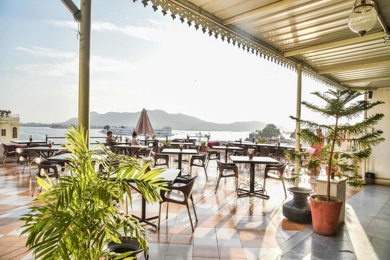 Hotel Devraj Niwas On Lake Pichola Udaipur Dış mekan fotoğraf